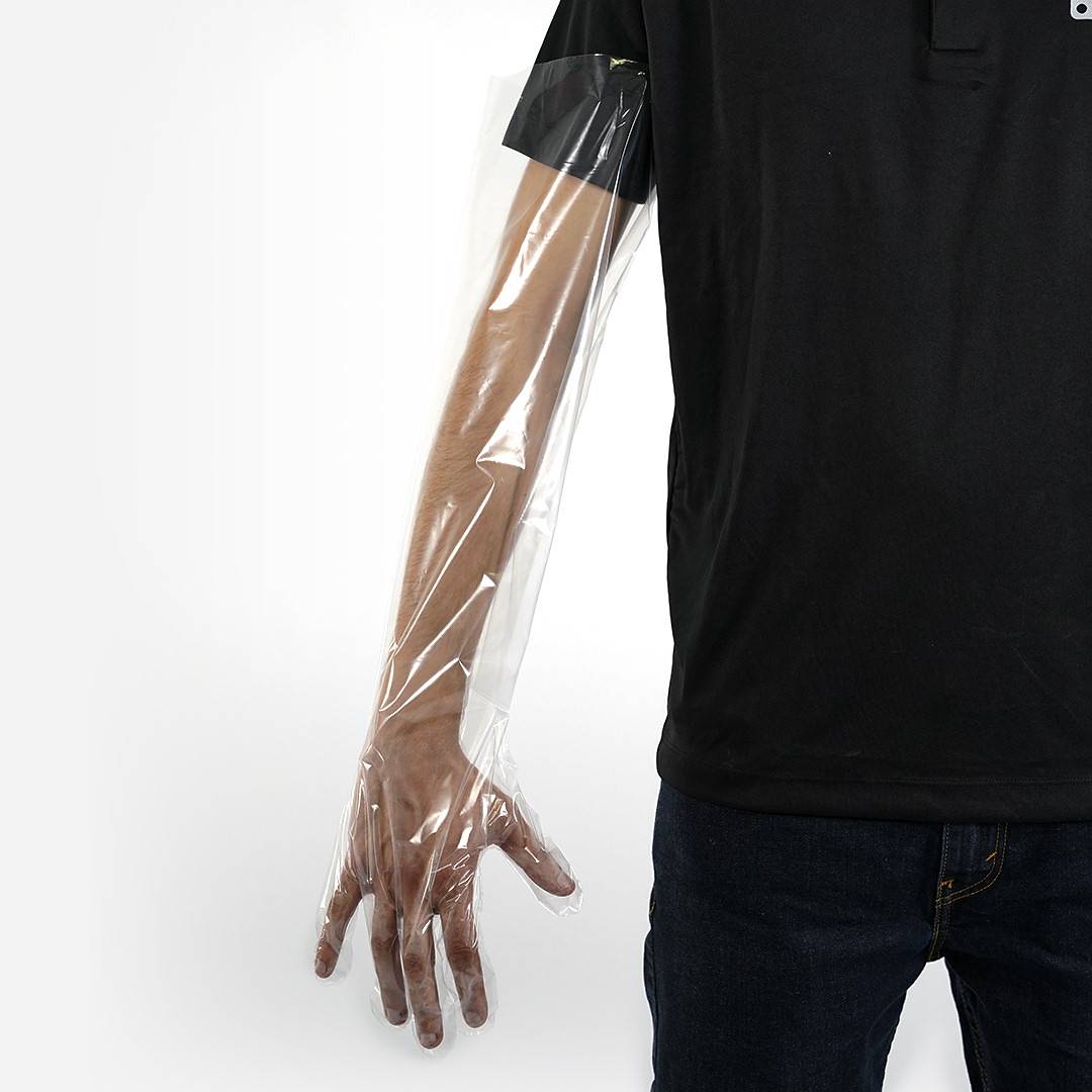 Disposable gloves made of polyethylene